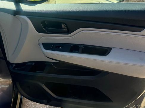 Used 2019 Honda Odyssey EX-L image 10