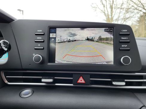 New 2026 Hyundai Elantra Blue image 12