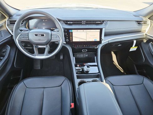 New 2026 Jeep Grand Cherokee L Limited image 10