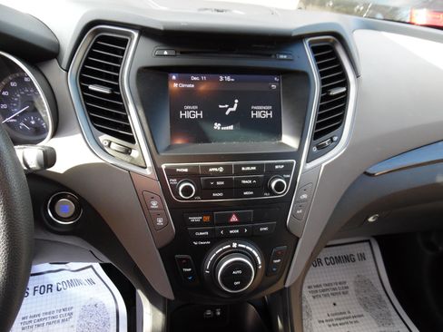 Used 2018 Hyundai Santa Fe Sport w/ 2.4L Value Package 02 image 14