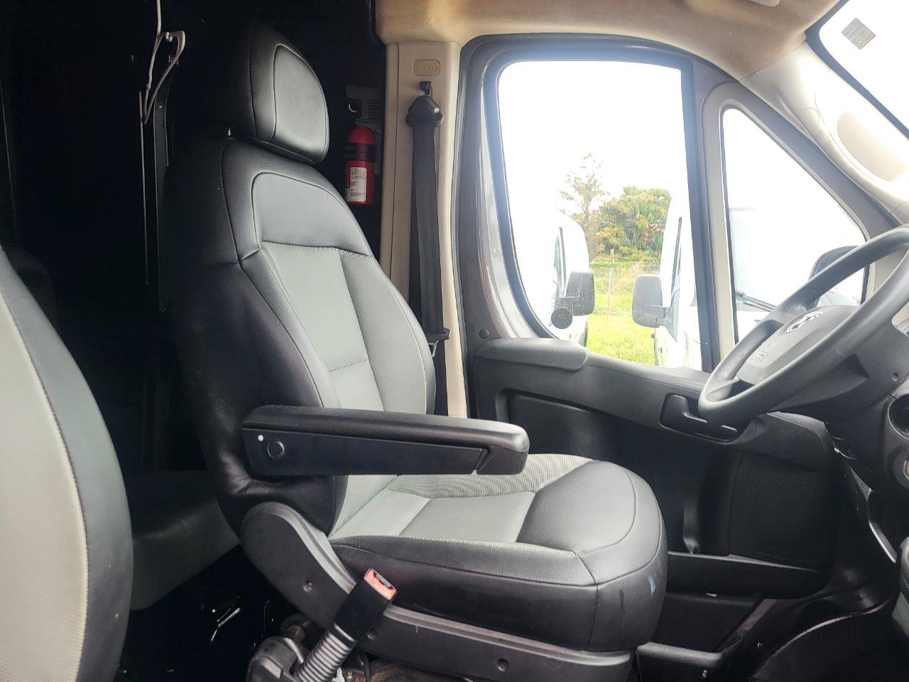 Used 2018 RAM ProMaster 1500 FWD image 8