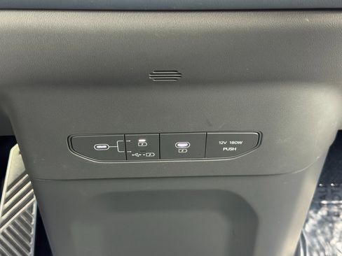 Used 2024 Kia EV9 GT-Line image 32