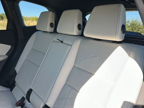 New 2026 BMW X1 xDrive28i w/ Technology Package image 16