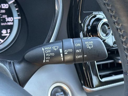 Used 2021 Toyota Highlander Platinum FWD image 33