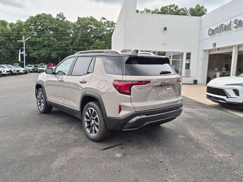 New 2027 GMC Terrain Elevation w/ Elevation Premium Package AWD/4WD image 7
