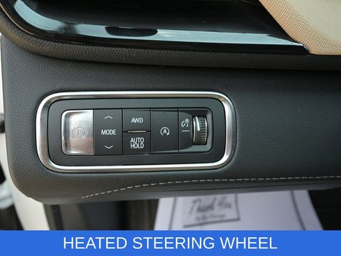 Used 2026 Buick Enclave Preferred AWD/4WD image 17
