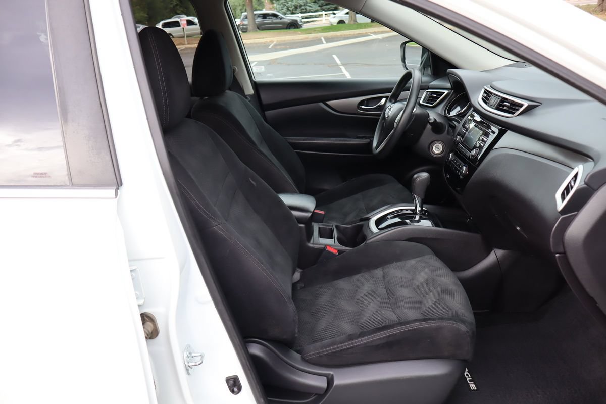 Used 2016 Nissan Rogue S w/ S Family Package AWD/4WD image 22