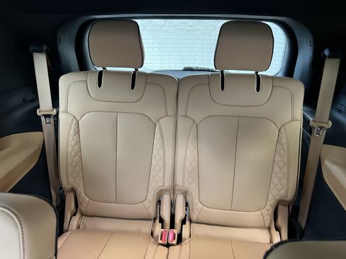 Used 2024 Jeep Grand Cherokee L Summit AWD/4WD image 34