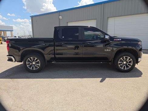 Certified 2020 Chevrolet Silverado 1500 LT w/ Texas Edition AWD/4WD image 2