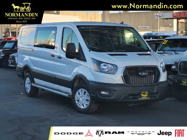 Used 2025 Ford Transit 250 Low Roof w/ Exterior Upgrade Package RWD image 1