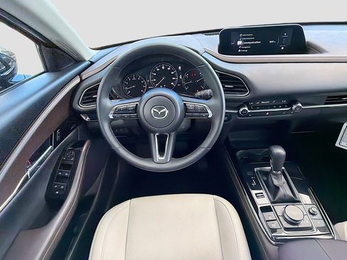 Used 2025 MAZDA CX-30 AWD 2.5 S w/ Premium Package image 17