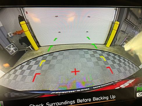 Used 2022 Subaru Ascent Premium w/ Convenience Package image 16