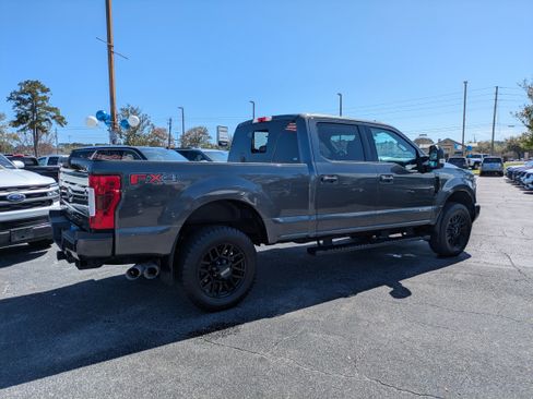Used 2019 Ford F250 Lariat w/ Lariat Ultimate Package image 24