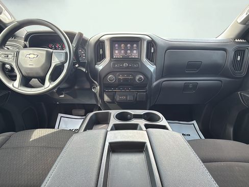 Used 2025 Chevrolet Silverado 1500 Custom w/ Turbomax Blackout Package AWD/4WD image 39