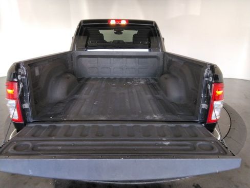 Used 2024 RAM 2500 Big Horn w/ Bed Utility Group image 9