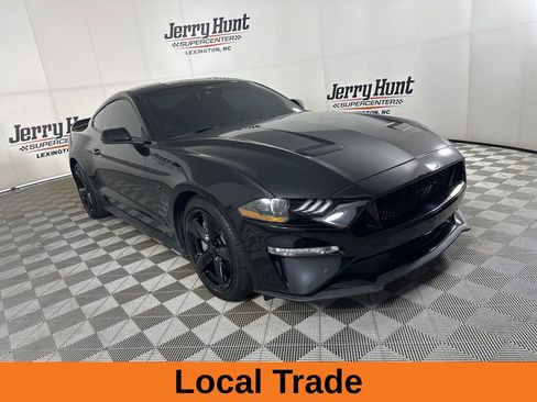 Used 2022 Ford Mustang GT Premium w/ Equipment Group 401A image 4