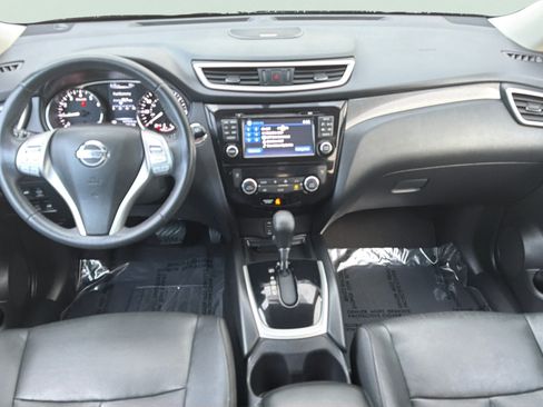 Used 2014 Nissan Rogue SL AWD/4WD image 11