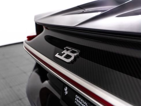 Used 2018 Bugatti Chiron AWD/4WD image 22