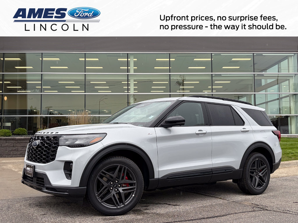 New 2026 Ford Explorer ST-Line w/ ST-Line Street Pack AWD/4WD image 1