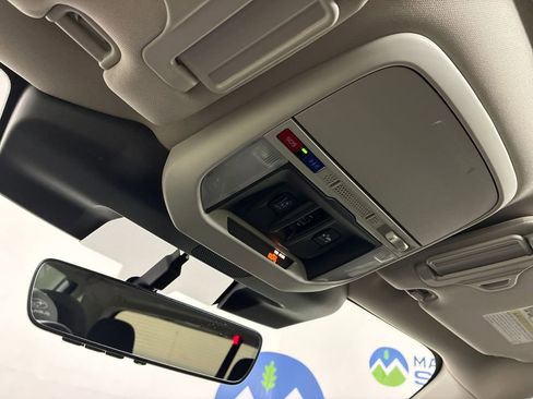 Used 2024 Subaru Forester Premium image 21