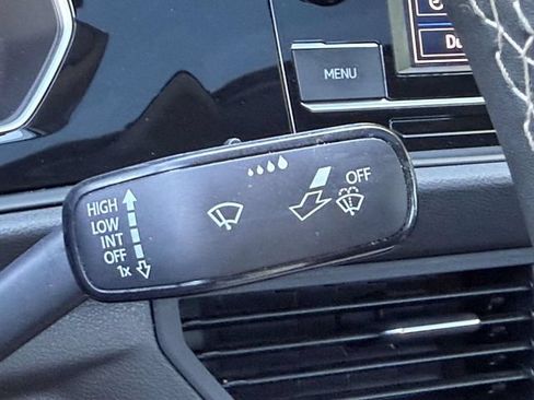 Certified 2021 Volkswagen Jetta SE FWD image 26