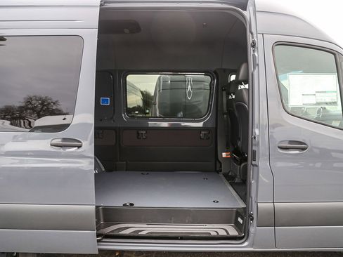 New 2024 Mercedes-Benz Sprinter 144 Cargo image 13