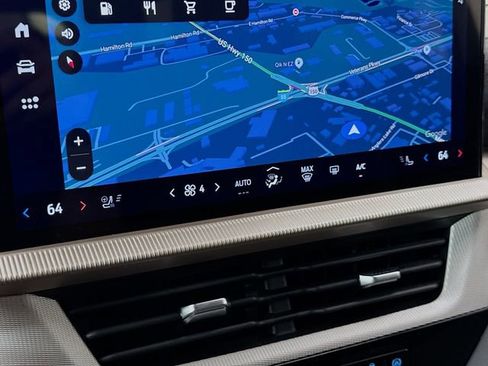 Used 2025 Ford Explorer Active w/ Active Comfort Package image 16