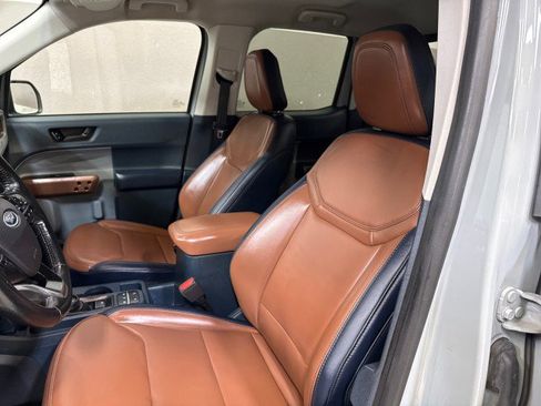 Used 2022 Ford Maverick Lariat w/ Lariat Luxury Package image 16