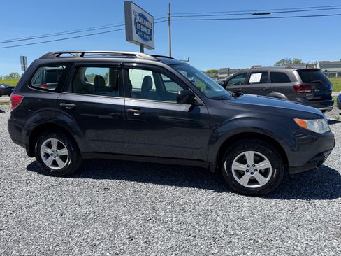 Used 2012 Subaru Forester 2.5X w/ Alloy Wheel Pkg AWD/4WD image 2