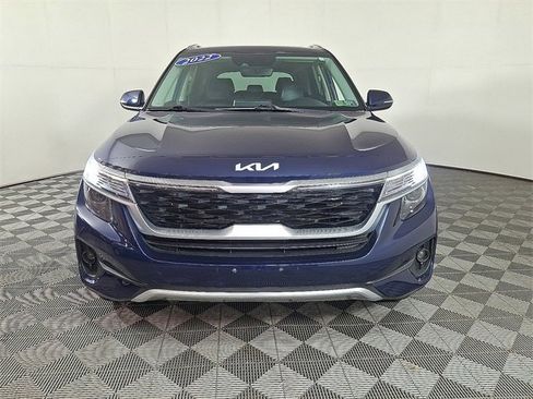 Used 2022 Kia Seltos EX image 5