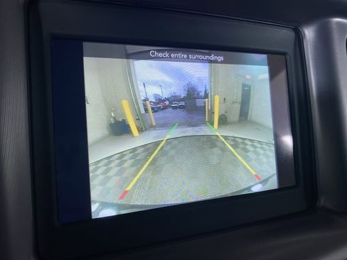 Used 2020 Dodge Charger SXT w/ Blacktop Package image 6