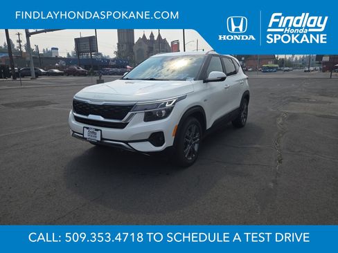 Used 2023 Kia Seltos S w/ Navigation Package AWD/4WD image 1