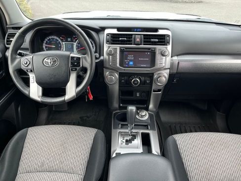 Used 2014 Toyota 4Runner SR5 AWD/4WD image 12