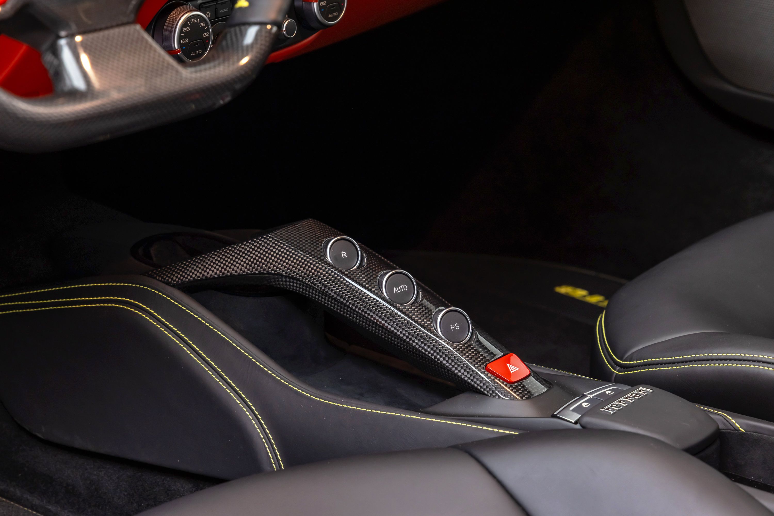 Certified 2018 Ferrari 488 GTB RWD image 62