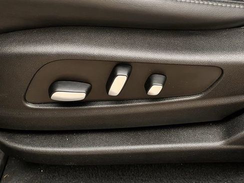 Certified 2023 Cadillac XT6 Sport image 25