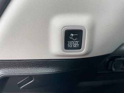 Certified 2023 Jeep Grand Cherokee Limited AWD/4WD image 28