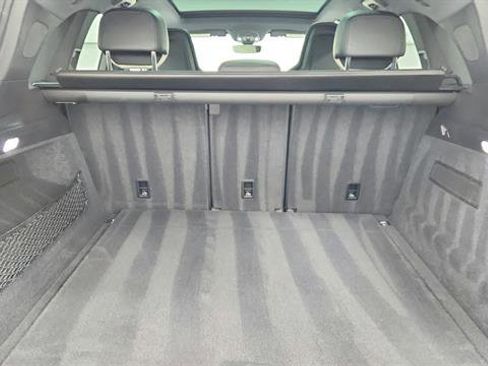 Used 2024 Porsche Cayenne S image 32