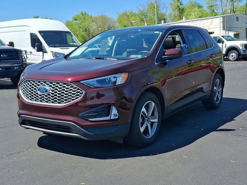 Certified 2024 Ford Edge SEL w/ Convenience Package AWD/4WD image 5