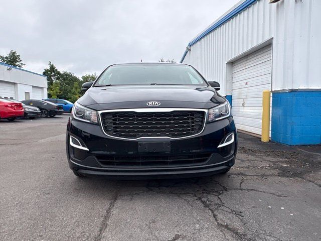 Used 2020 Kia Sedona LX FWD image 3