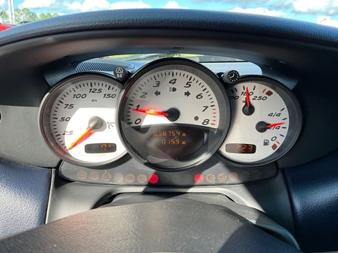 Used 2001 Porsche Boxster Base image 18