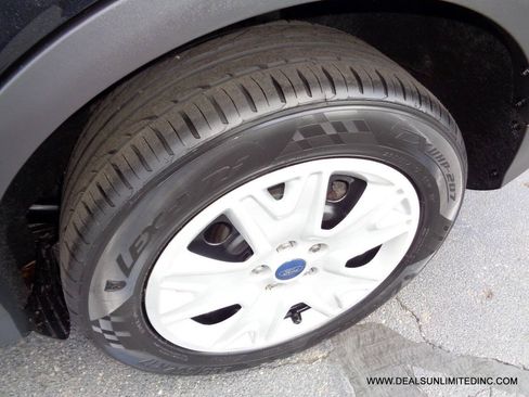 Used 2015 Ford Escape S FWD image 6