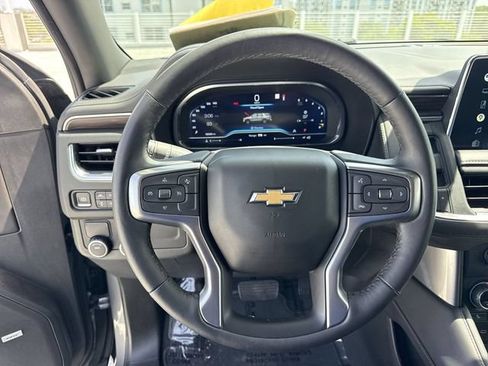 Used 2022 Chevrolet Tahoe LT w/ Luxury Package RWD image 14