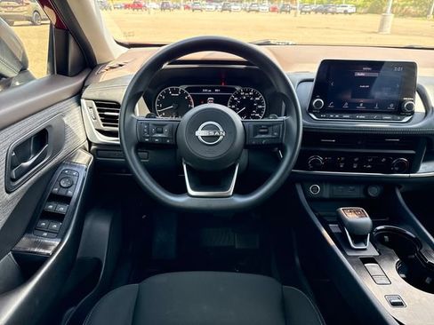 Certified 2023 Nissan Rogue S FWD image 14