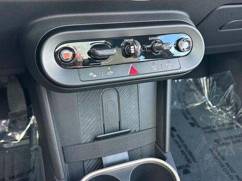 Used 2025 MINI Cooper S image 26