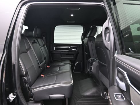 Used 2020 RAM 2500 Laramie w/ Night Edition image 11