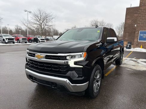 Used 2023 Chevrolet Silverado 1500 LT image 4