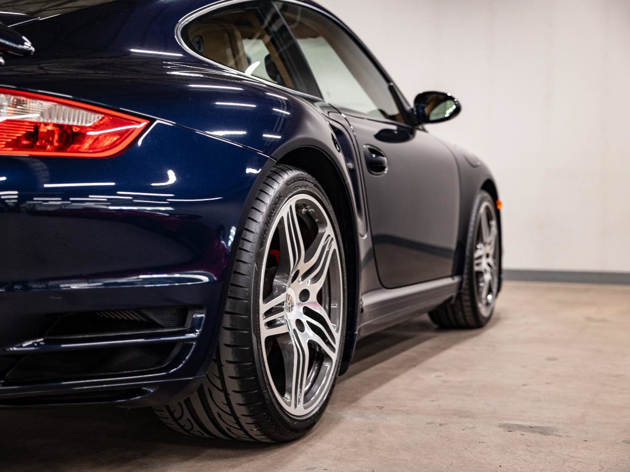 Used 2007 Porsche 911 Turbo AWD/4WD image 37