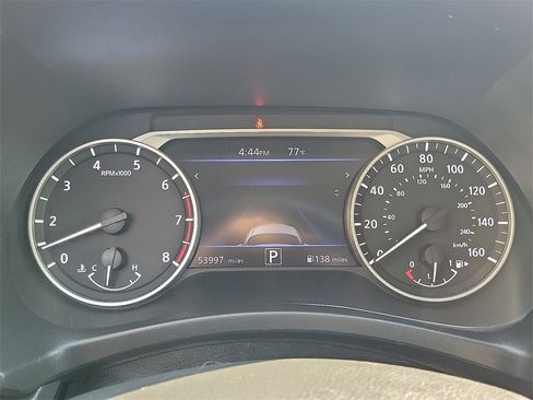 Used 2021 Nissan Sentra SV image 6