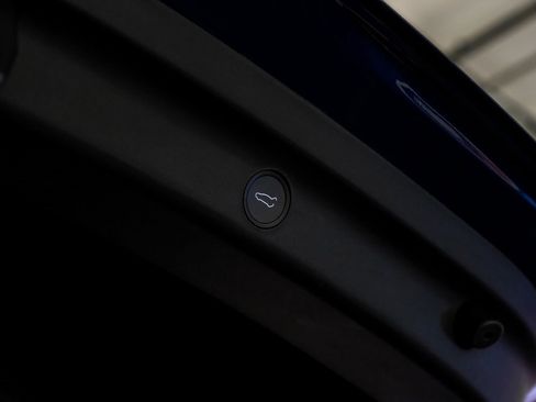 Used 2021 Tesla Model Y Performance image 53