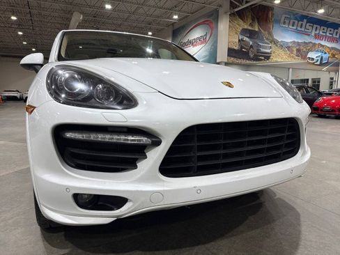 Used 2013 Porsche Cayenne GTS image 28